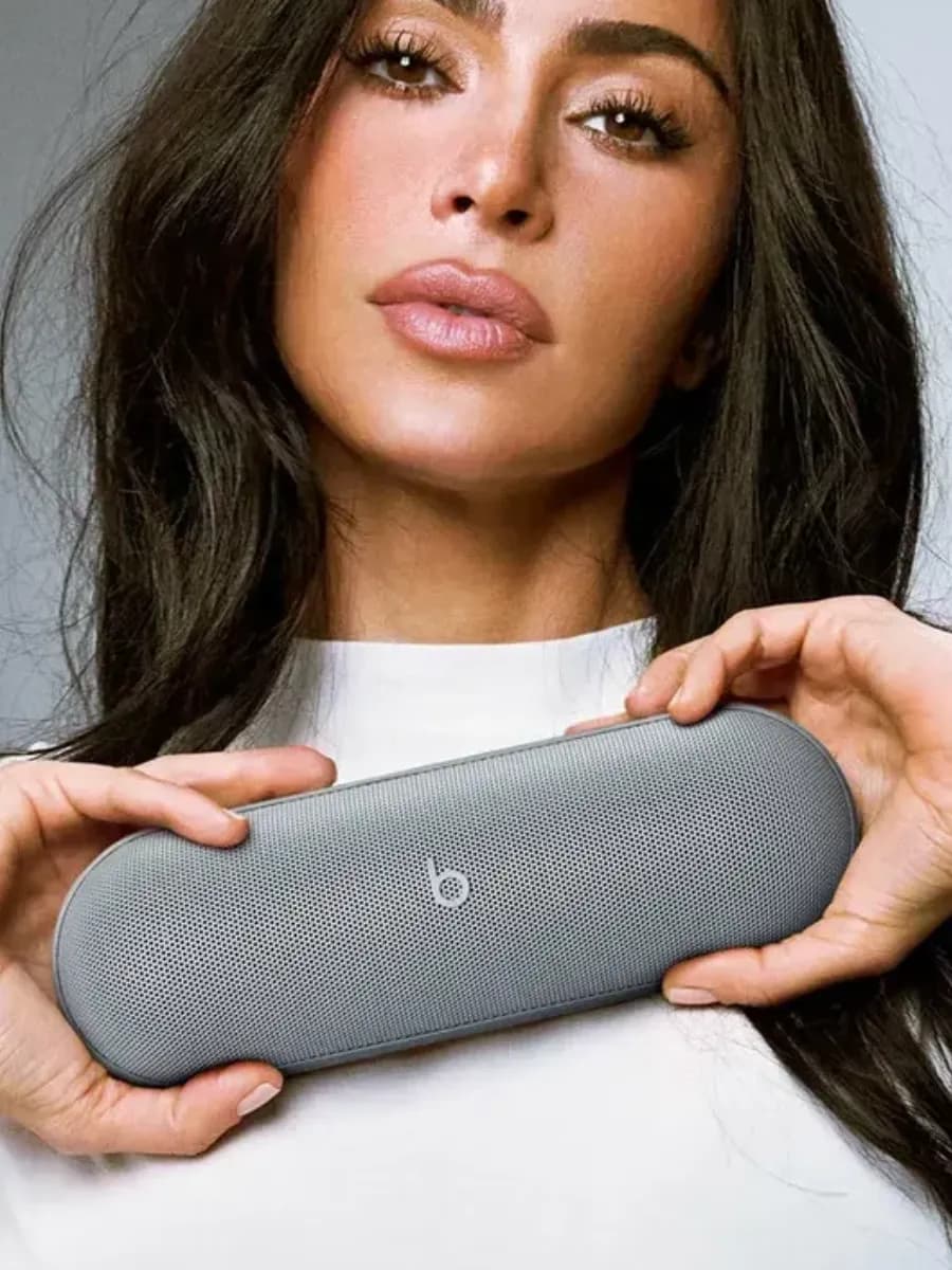 Колонка Beats Pill x Kim Kardashian Dark Grey MAX44